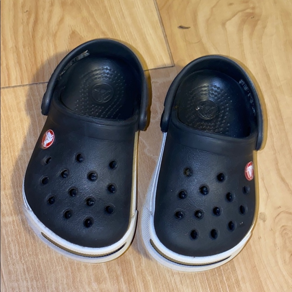 Baby crocs